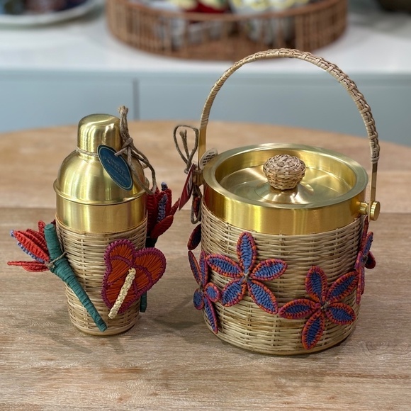 Anthropologie Abacaxi Ice Bucket and Cocktail Shaker, Set of 2, Sold Out Design - Picture 2 of 12